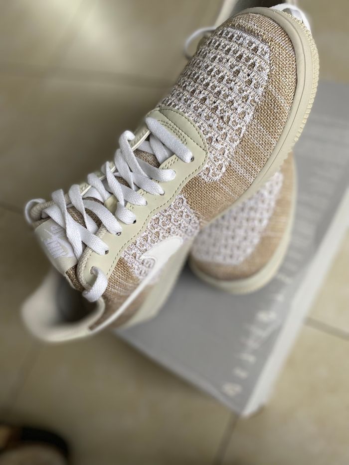 Air force 1 beige neuve 44 - photo numéro 4