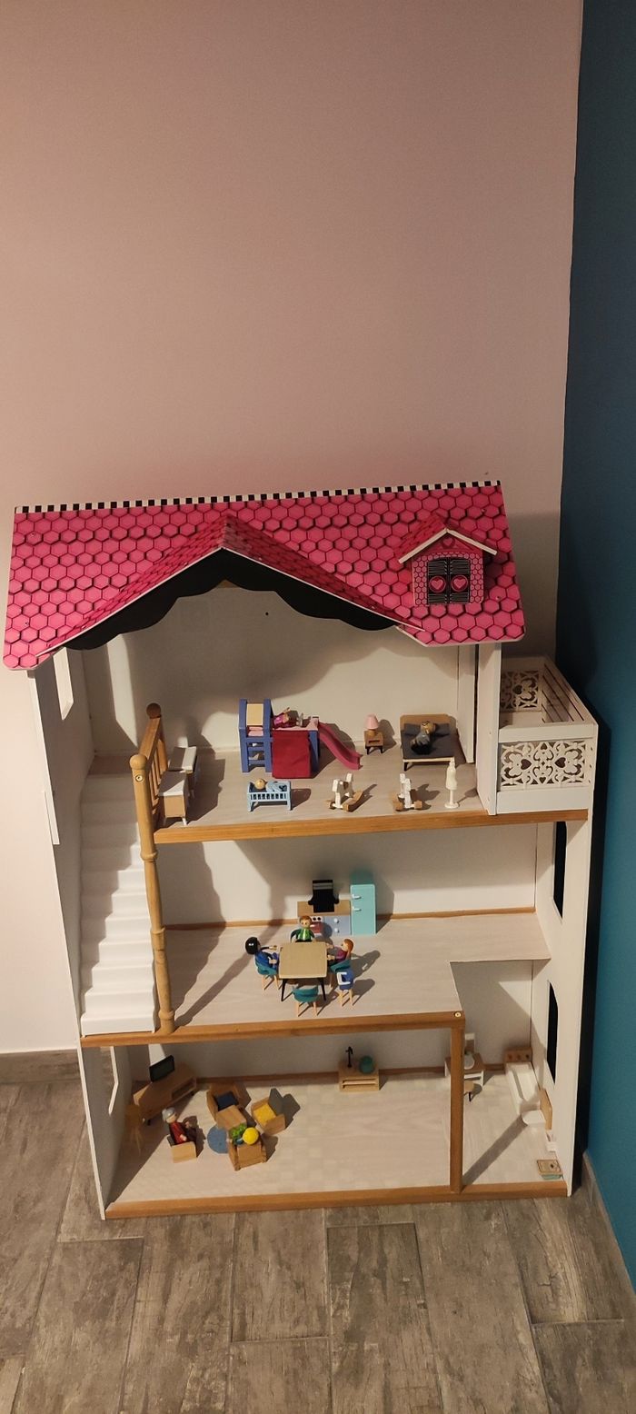 Maison de poupée