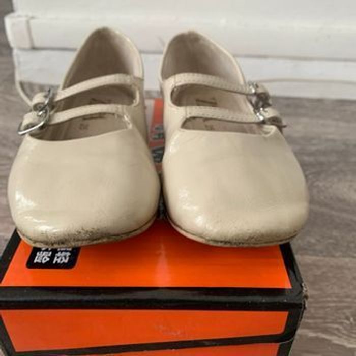 Chaussure crème - photo numéro 2