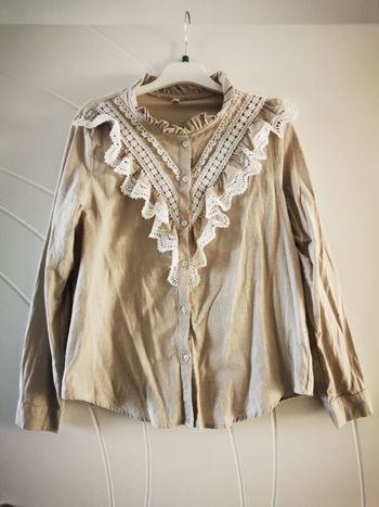 Chemise crème dentelle