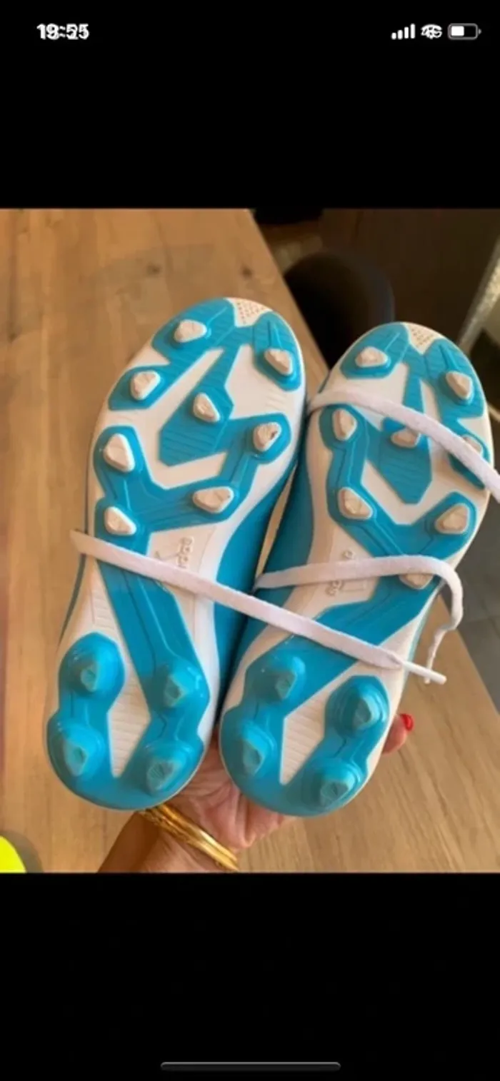 Chaussures de Foot crampons adidas taille 30 1/2 - photo numéro 4