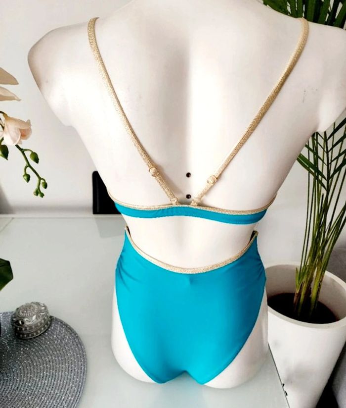 Superbe Maillot de bain - Taille M - photo numéro 3