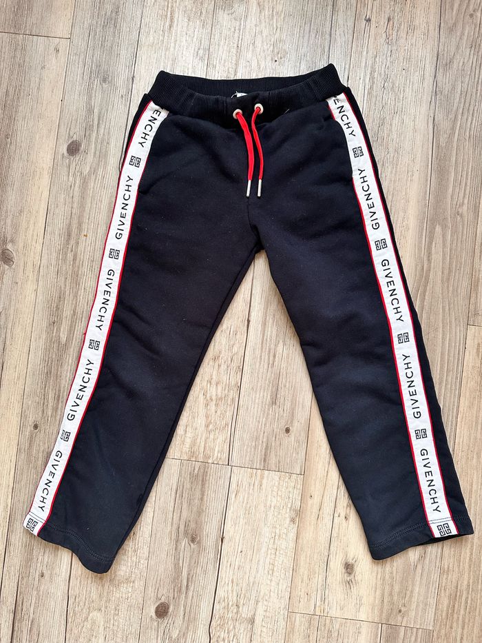 Pantalon de jogging 5 ans Givenchy mixte
