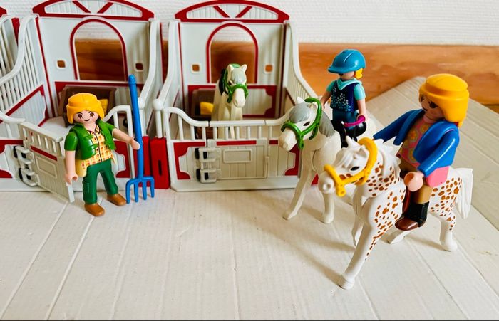 Playmobil - 3 boxes avec chevaux - photo numéro 2