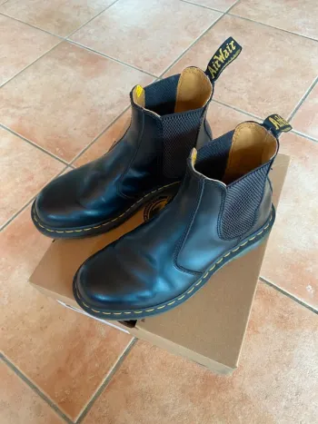 Dr. Martens modèle chelsea