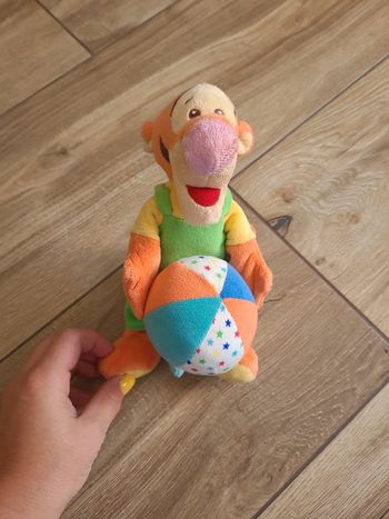 Peluche musical tigrou