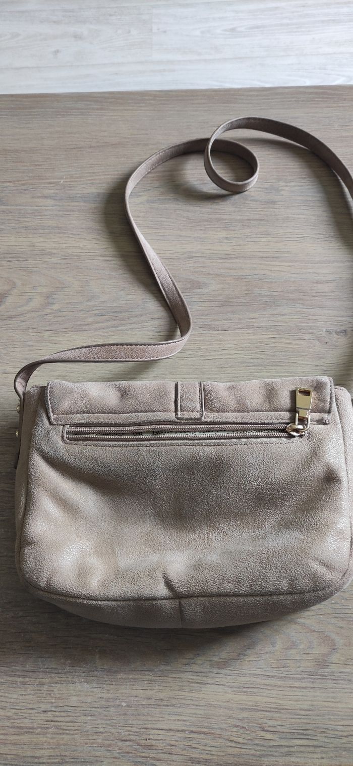 Sac à main bandoulière duveteux - photo numéro 2