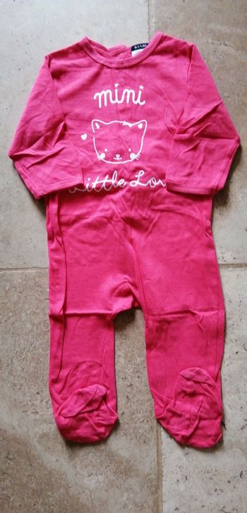 Pyjama fille 1 piece en 12 mois