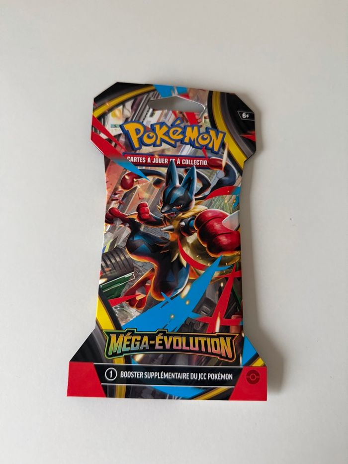 Booster Méga-Evolution illustration lucario