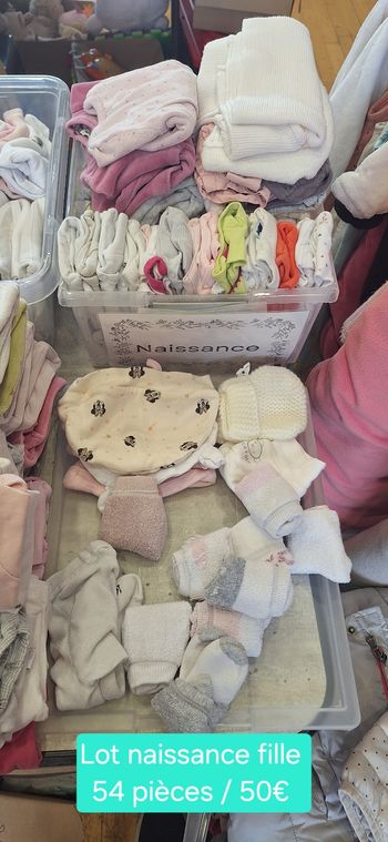 Lot vêtements naissance fille