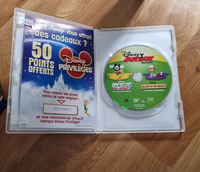 DVD Disney Junior la maison de Mickey mannequin et ses outils - photo numéro 3