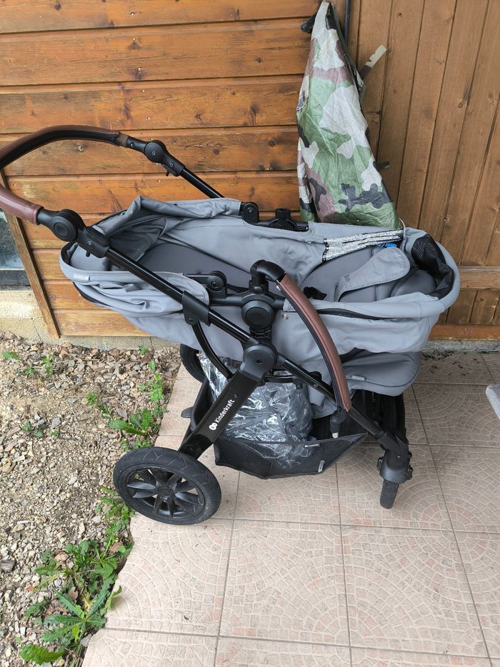Poussette Kinderkraft 3en1 - photo numéro 3