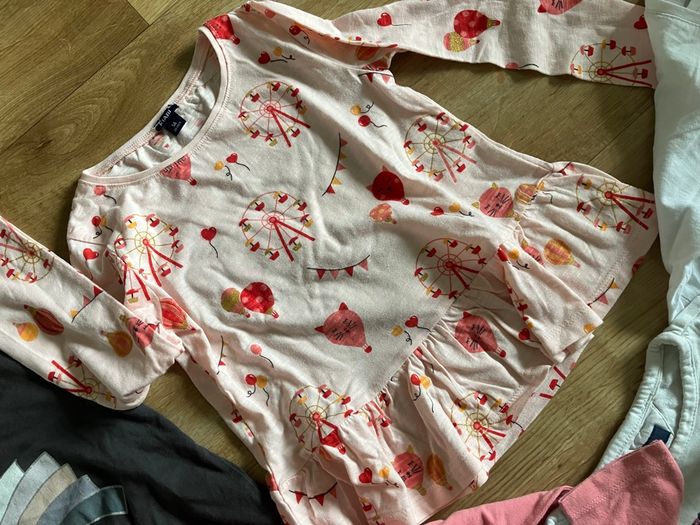 Lot t-shirt fille 4-5 ans - photo numéro 3