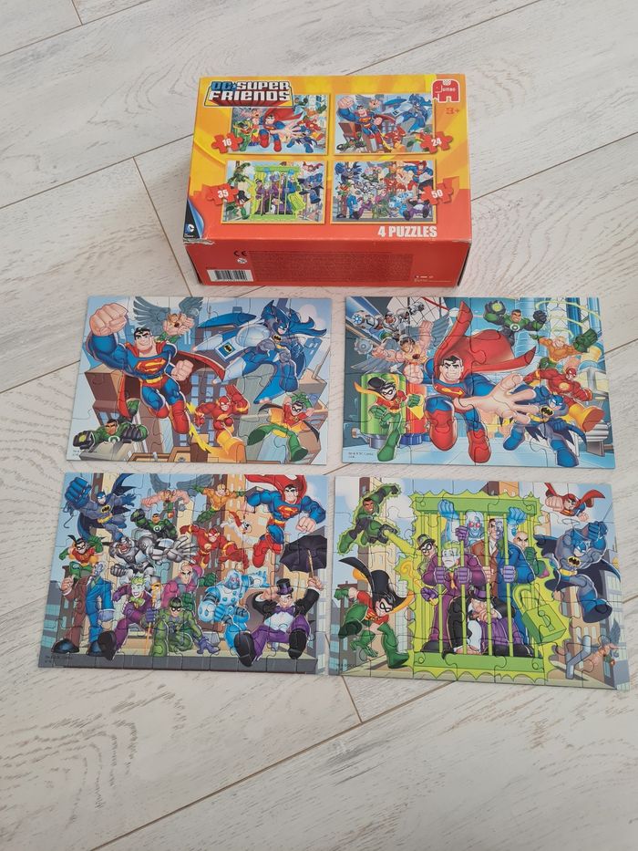 Coffret 4 puzzles DC Super Friends / Héros - photo numéro 3