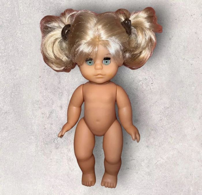 Ancienne Poupée Avec Yeux Dormeurs année 70 - photo numéro 4