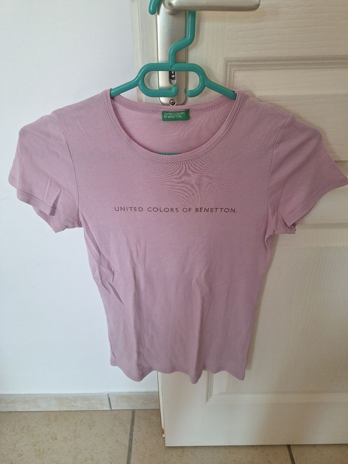 T-shirt rose clair manches courtes/ S / United Colors of Benetton
