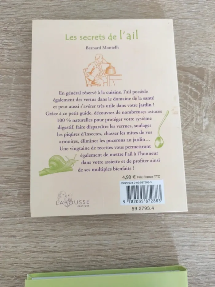 Lot de livres les secrets larousse - photo numéro 2
