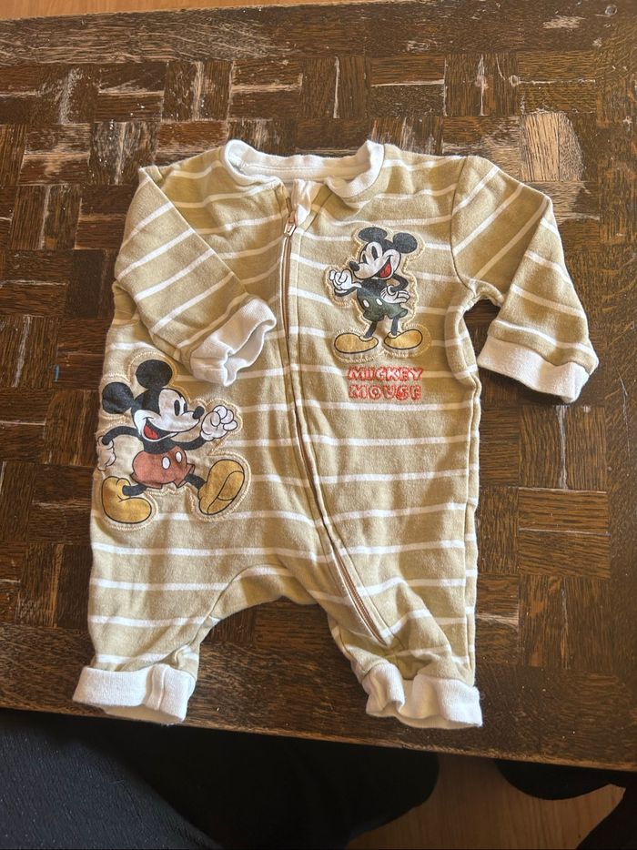 Pyjama bébé
