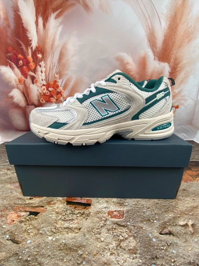 New Balance 530 taille 42 - photo numéro 5