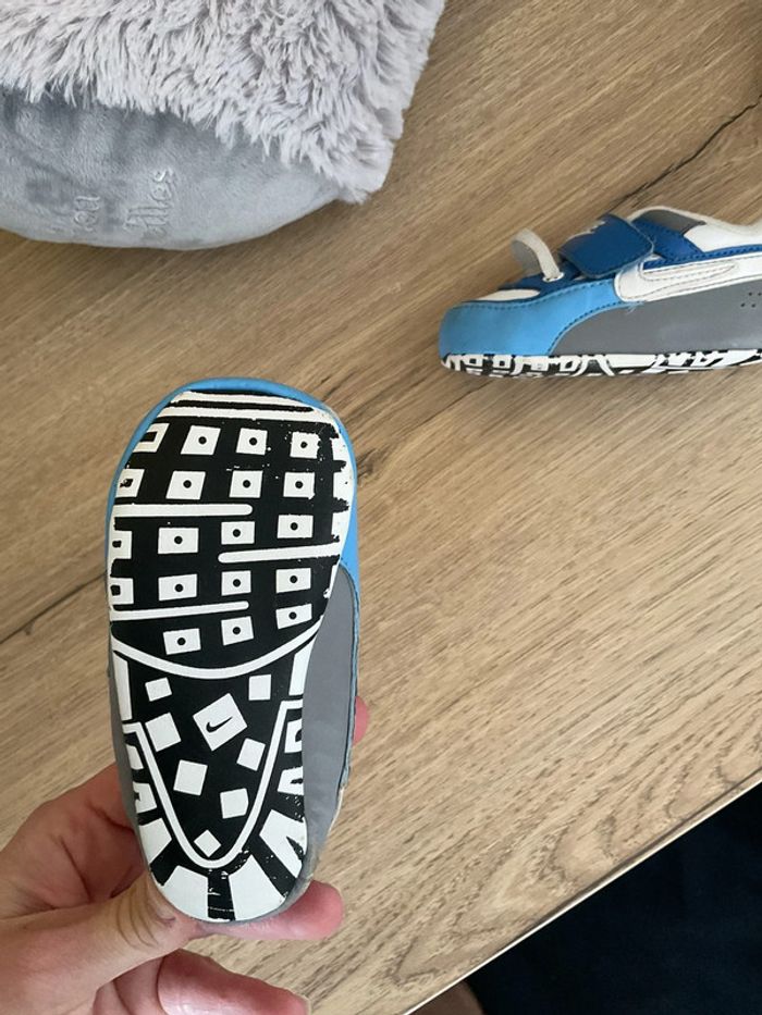Chaussures Nike - photo numéro 3
