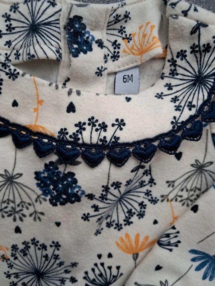 Robe 6 mois - photo numéro 2