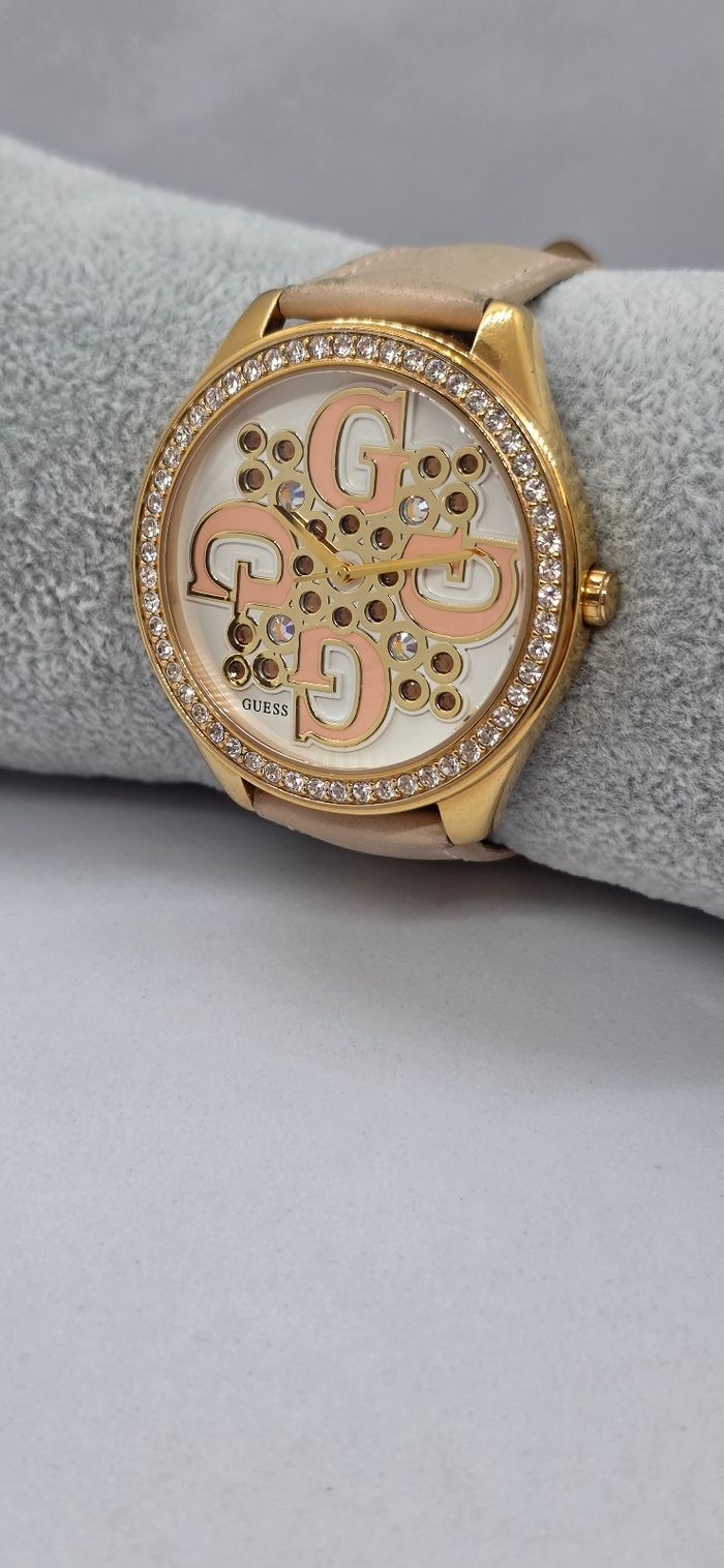 Montre Guess femme - photo numéro 3