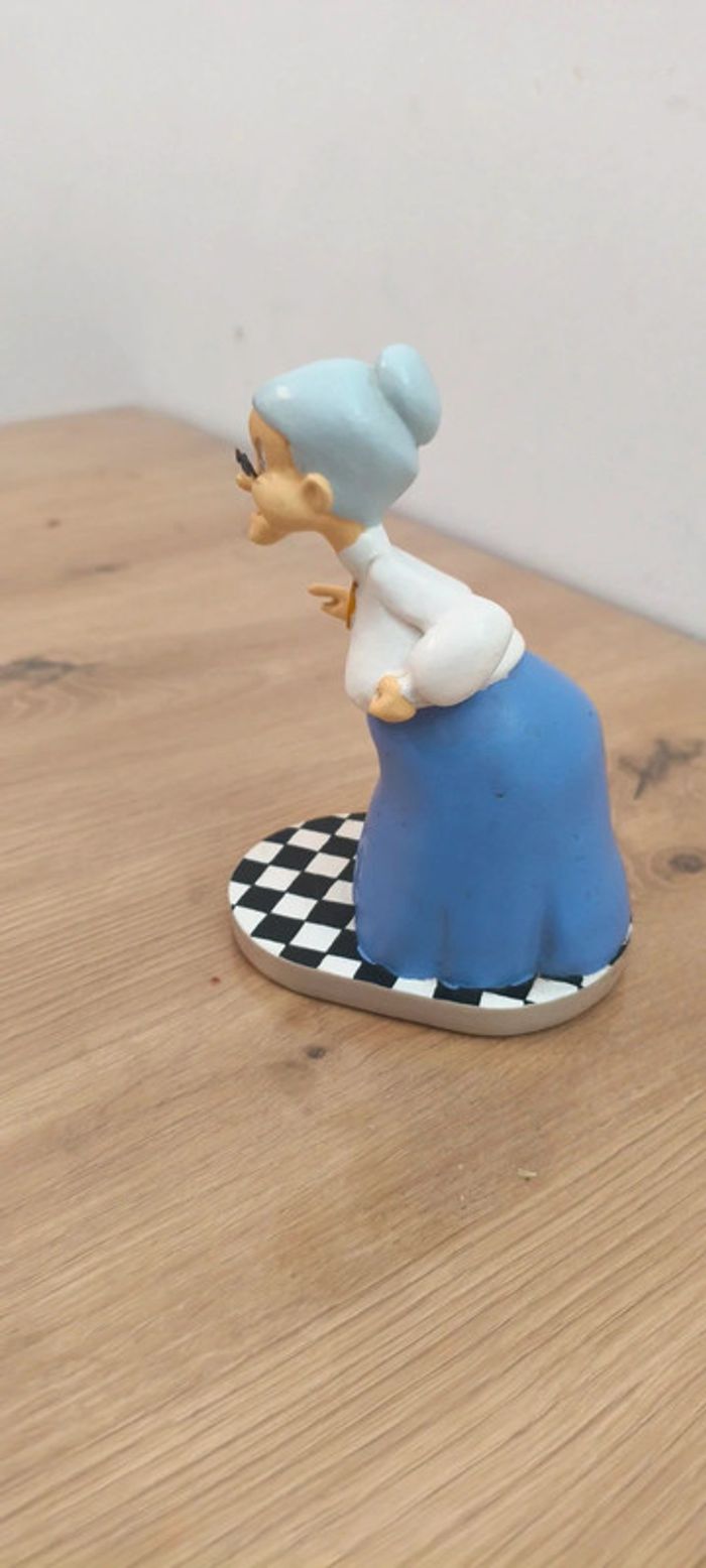 Figurine mémé Warner Bros - photo numéro 4