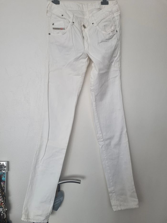 Jean blanc cassé Diesel