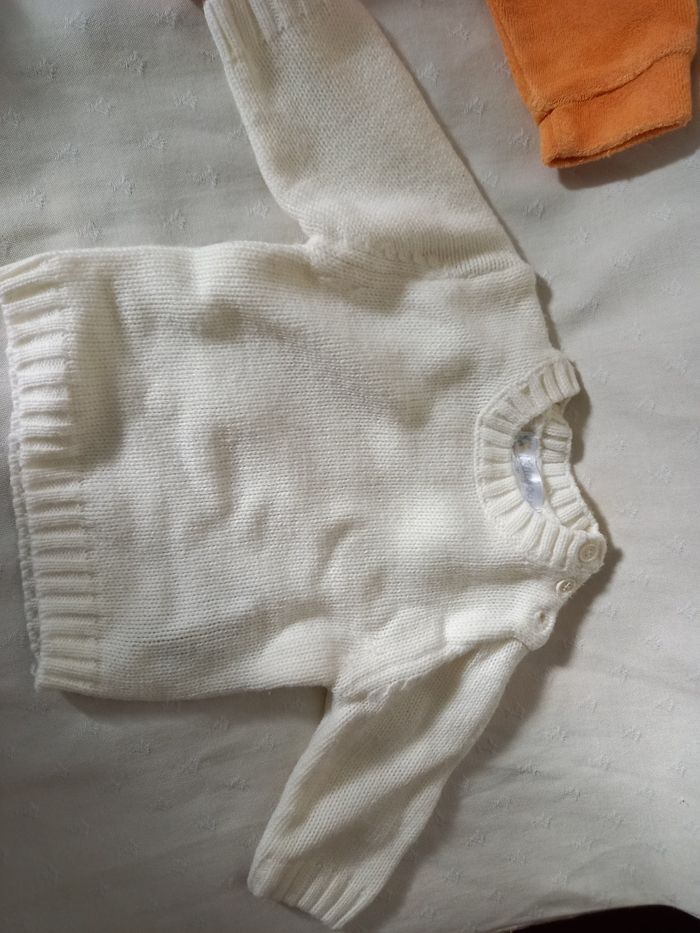 Lot vêtements 👧 1 mois - photo numéro 4