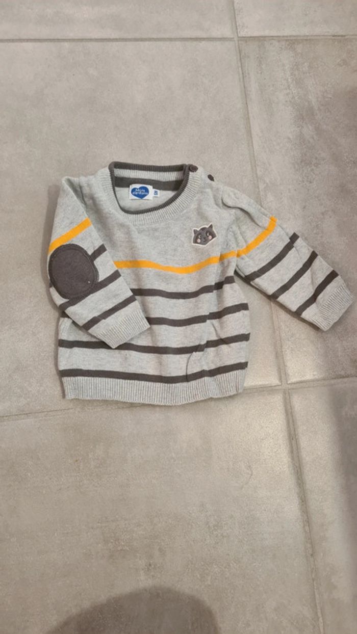 Pull 6 mois