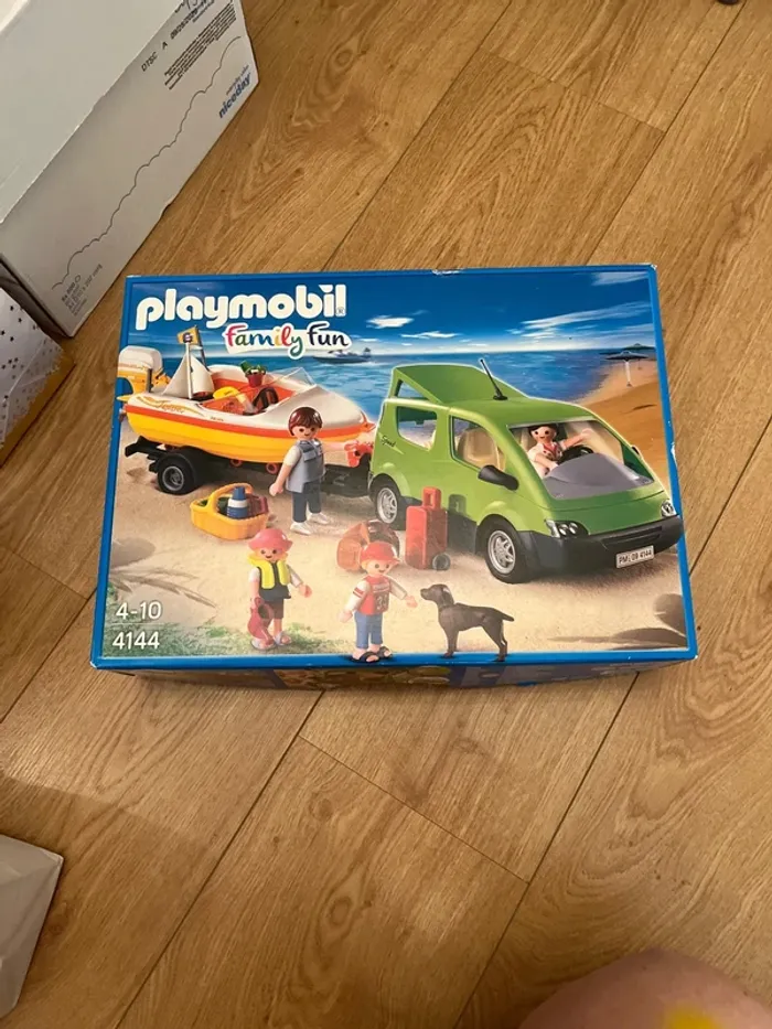 Playmobil, voiture et bateau - photo numéro 13