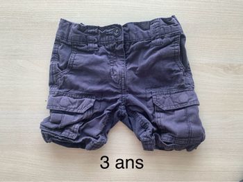 Short 3 ans
