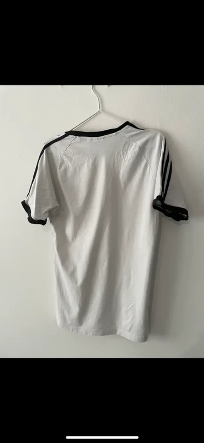T-shirt Adidas taille S, bon état - photo numéro 4