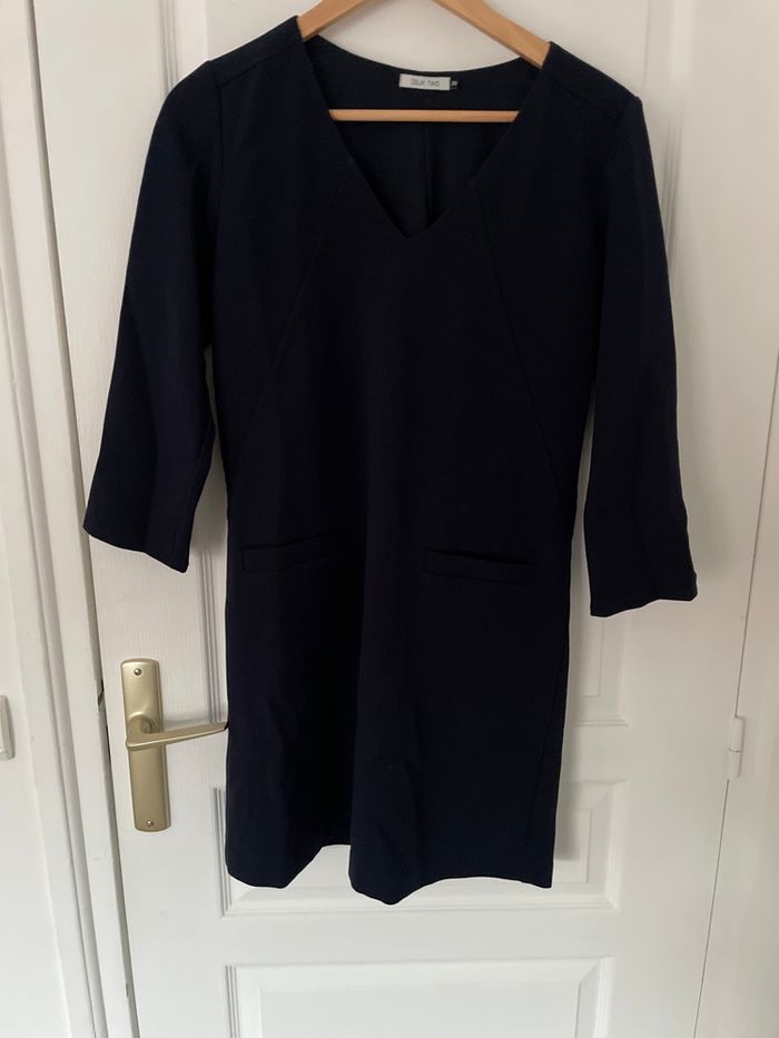 Robe droite bleue marine