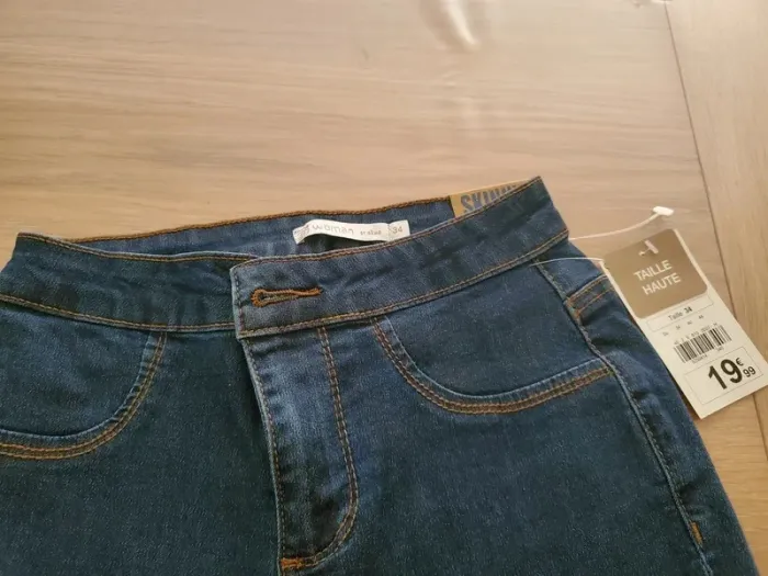 Jean tout neuf skinny taille haute Gemo Taille 34 - photo numéro 9