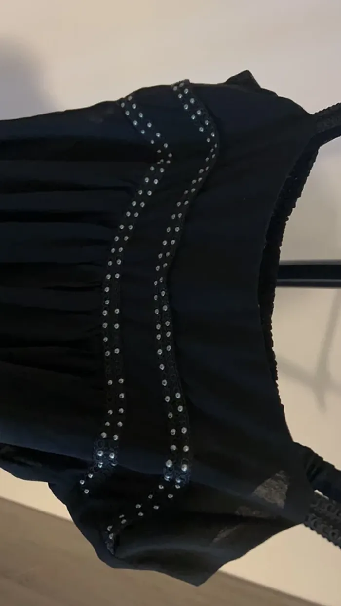 Robe noire fluide - photo numéro 2