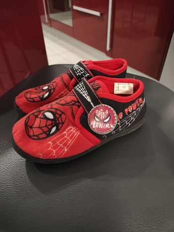 Chaussons Spider-Man pour enfant garçon – Taille 30