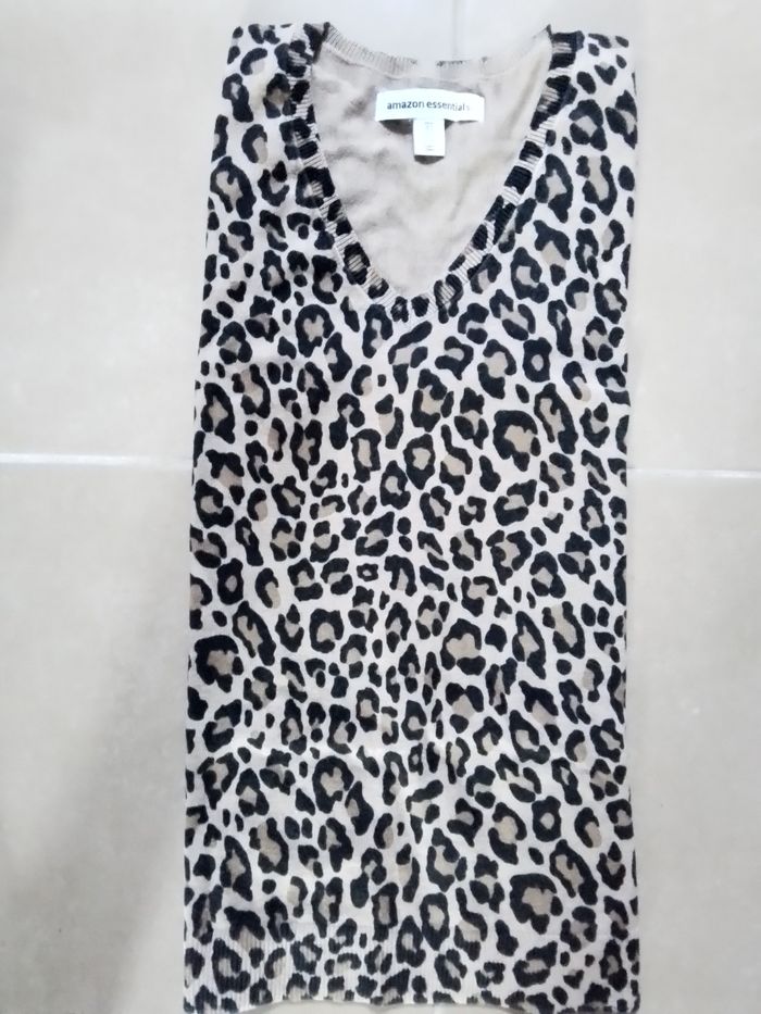 Petit pull léopard femme en M AMAZON ESSENTIALS NEUF - photo numéro 2