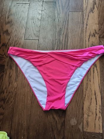 Bas de maillot de bain taille 40 rouge gorge