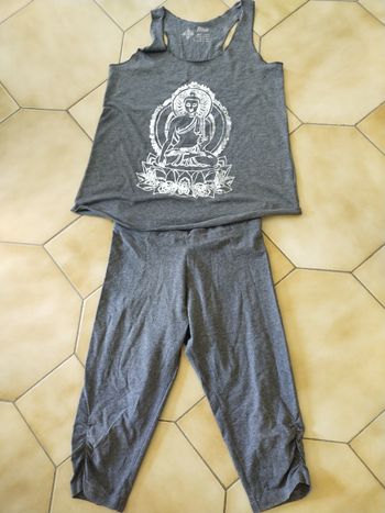 Ensemble fitness femme gris