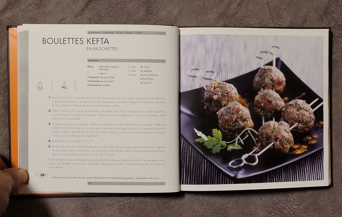 Robot émincés, hachéss, rapés, mixés..Catherine Madani, FRANCOISE NICOL (Photographies) - photo numéro 3