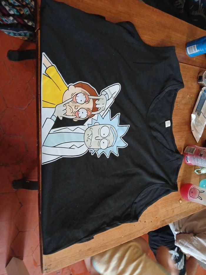 T-shirt rick et morty - photo numéro 2