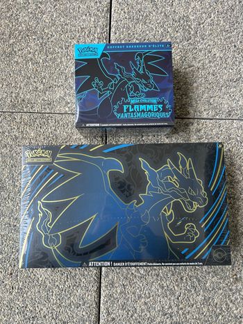 Lot upc dracaufeu + etb flammes fantasmagoriques