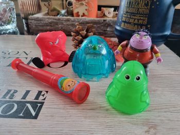 Personnages en plastique