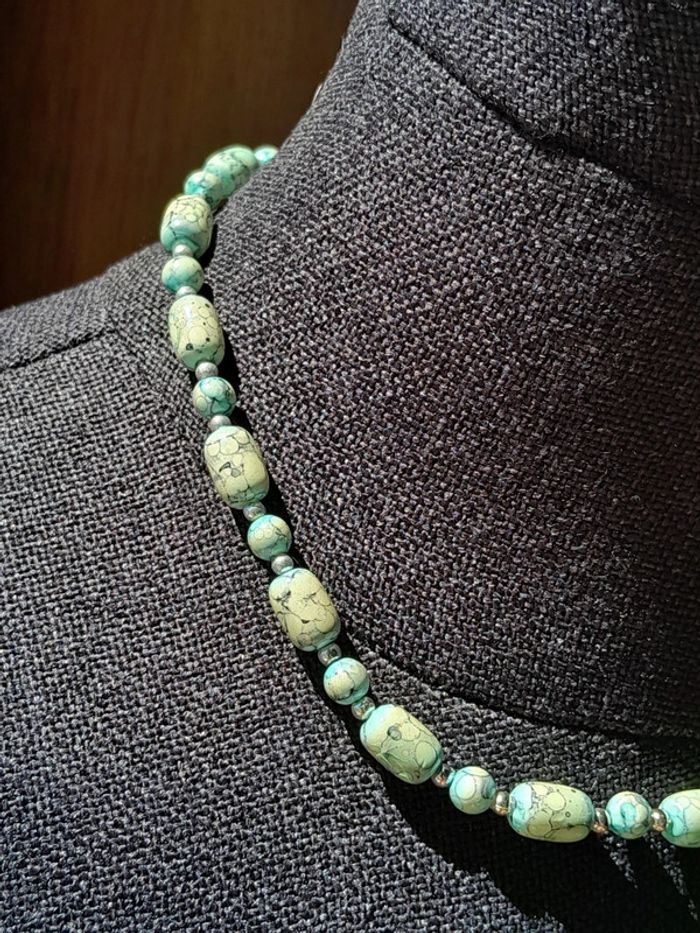 Collier bijoux été en perles bleues vertes - photo numéro 3