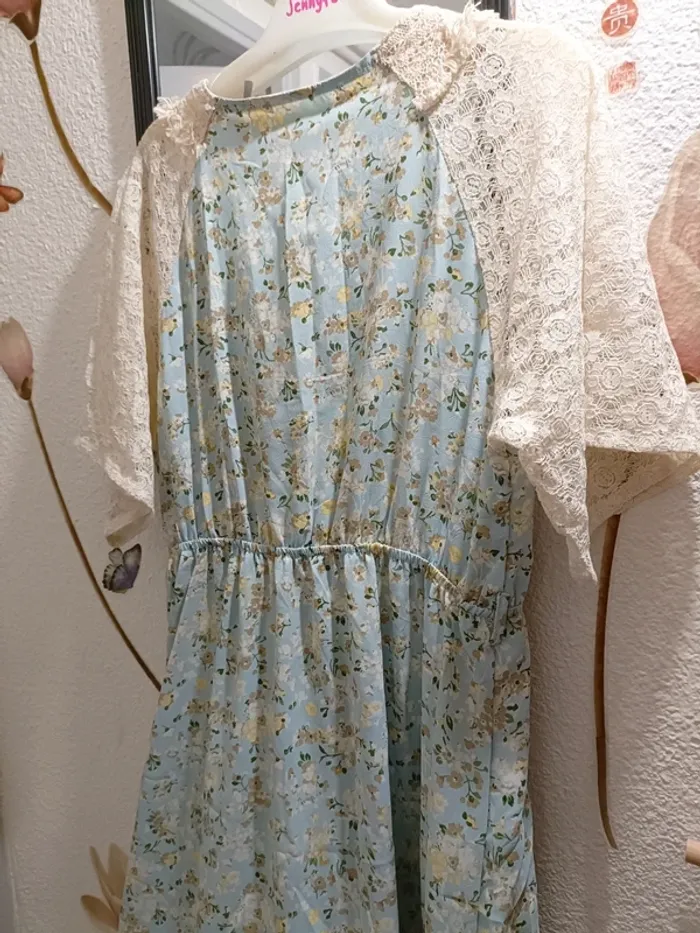 Robe bleu dété a dentelles - photo numéro 8