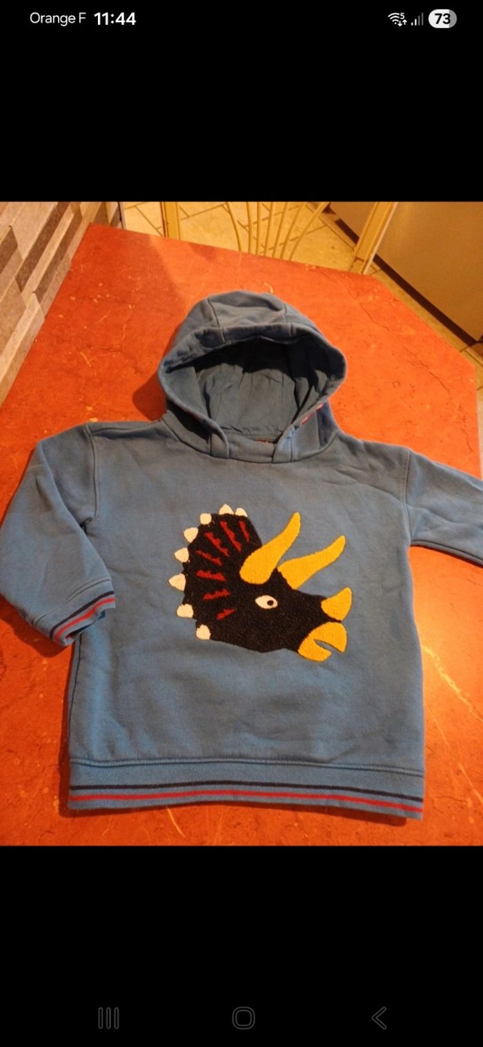 Sweat garçon taille 4 ans