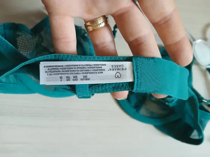 Soutien gorge satin et dentelle - photo numéro 7