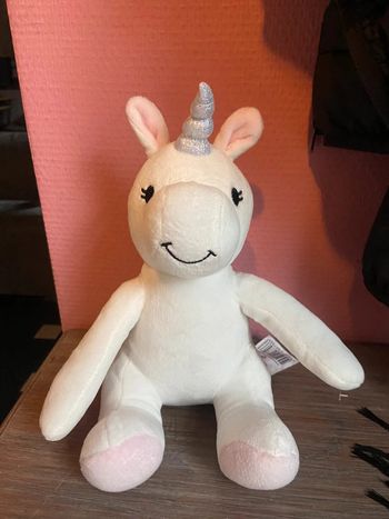 Peluche licorne doudou