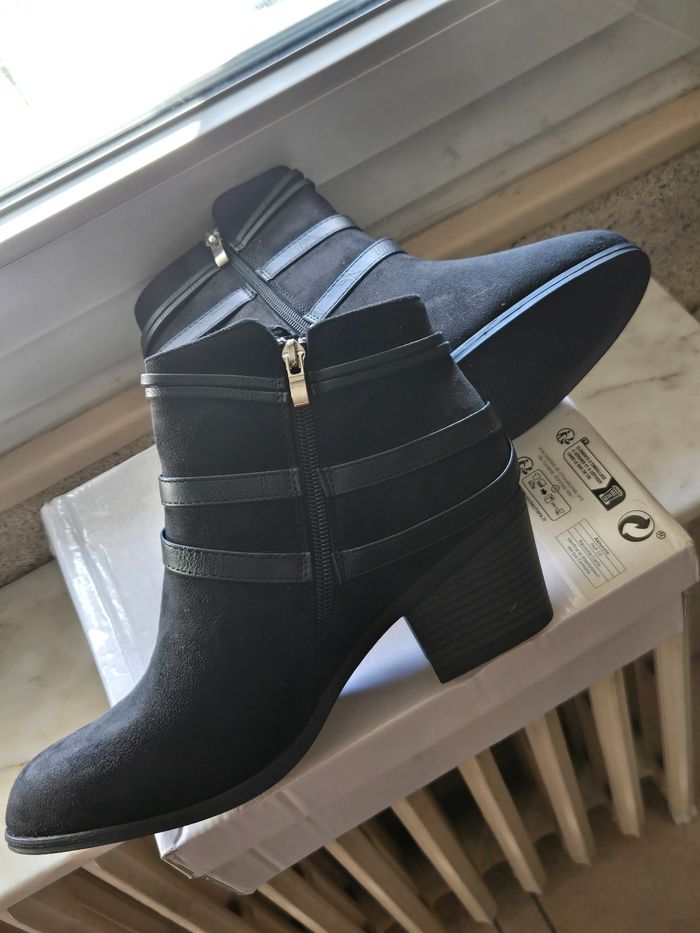 Bottines noires simili/suédine P.39 neuves - photo numéro 5
